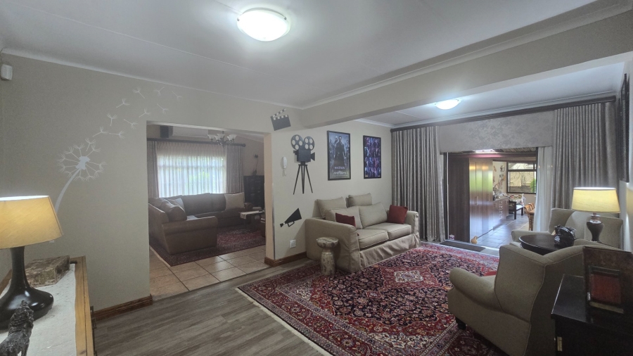 4 Bedroom Property for Sale in Safari Gardens North West